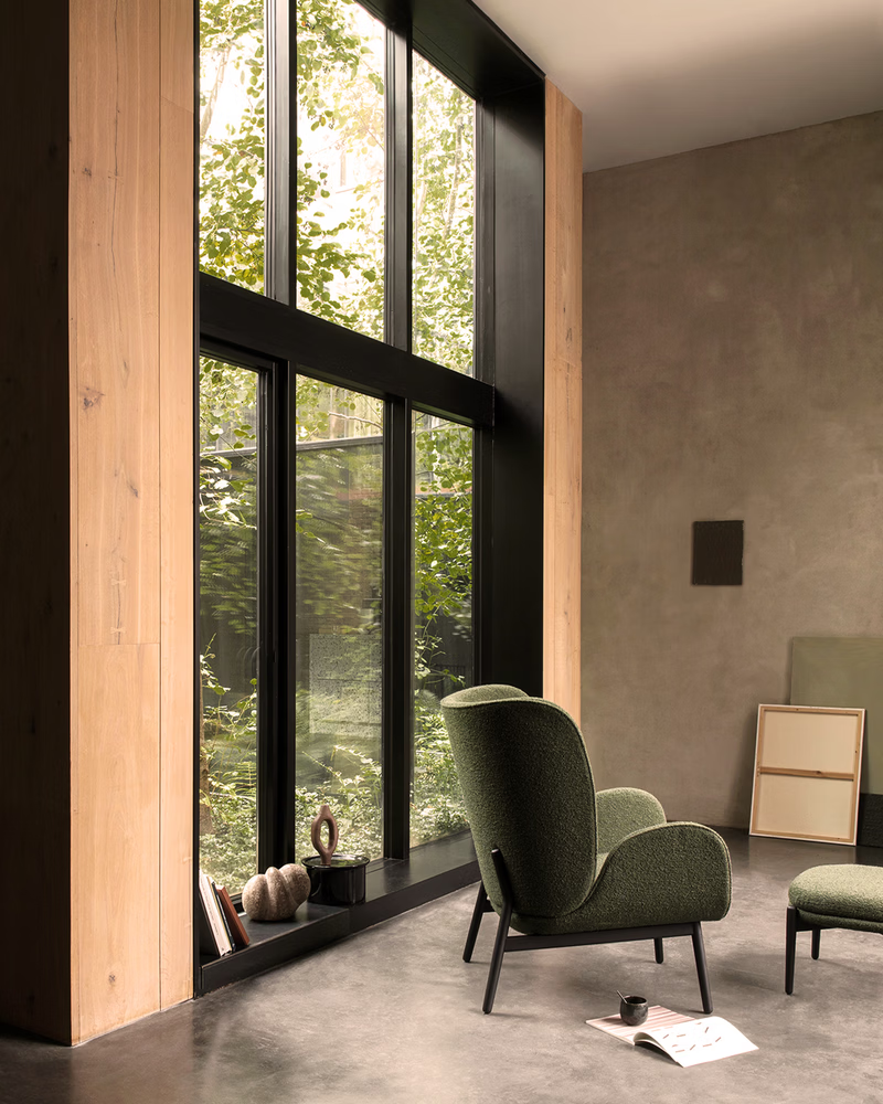 Embrace Lounge Chair