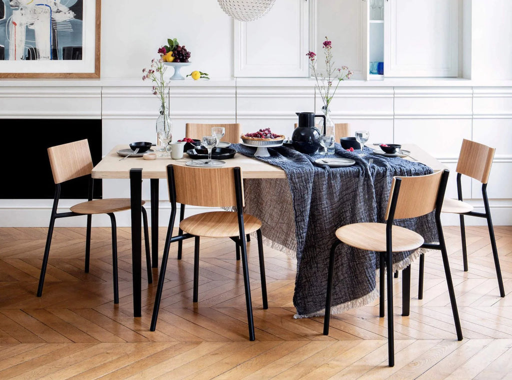 TIPTOE Dining Table