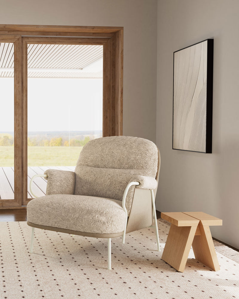 Lyra Lounge Chair