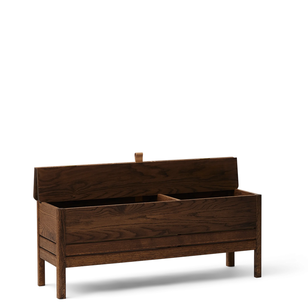 A Line Storage Line Bench 111