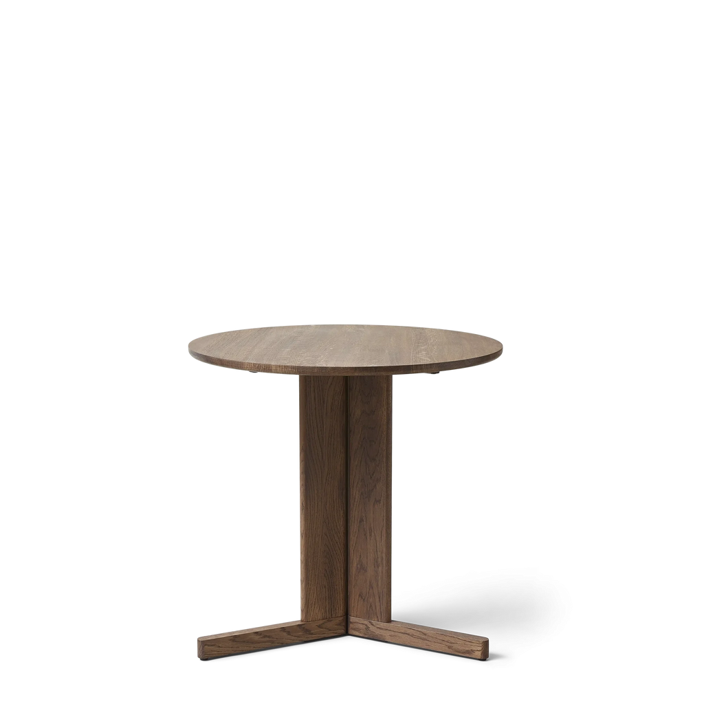 Trefoil Round Table Ø90