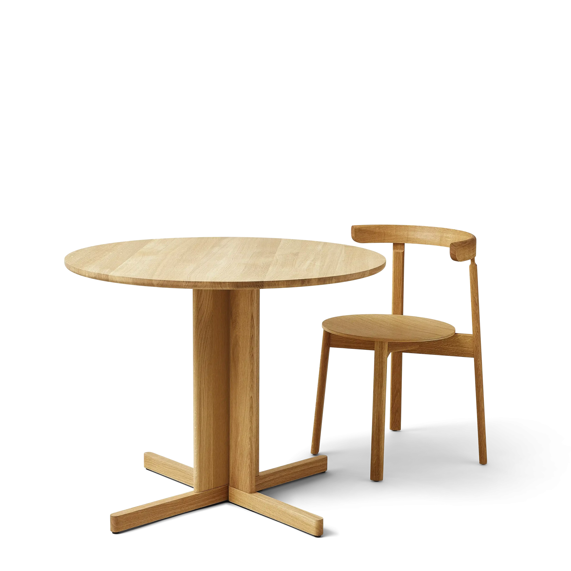 Trefoil Round Table Ø90