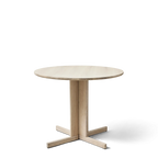 Trefoil Round Table Ø90