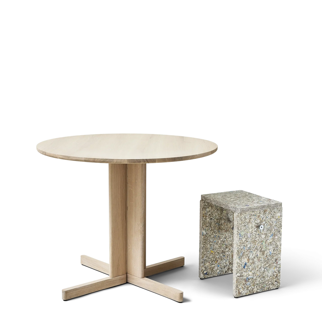 Trefoil Round Table Ø90