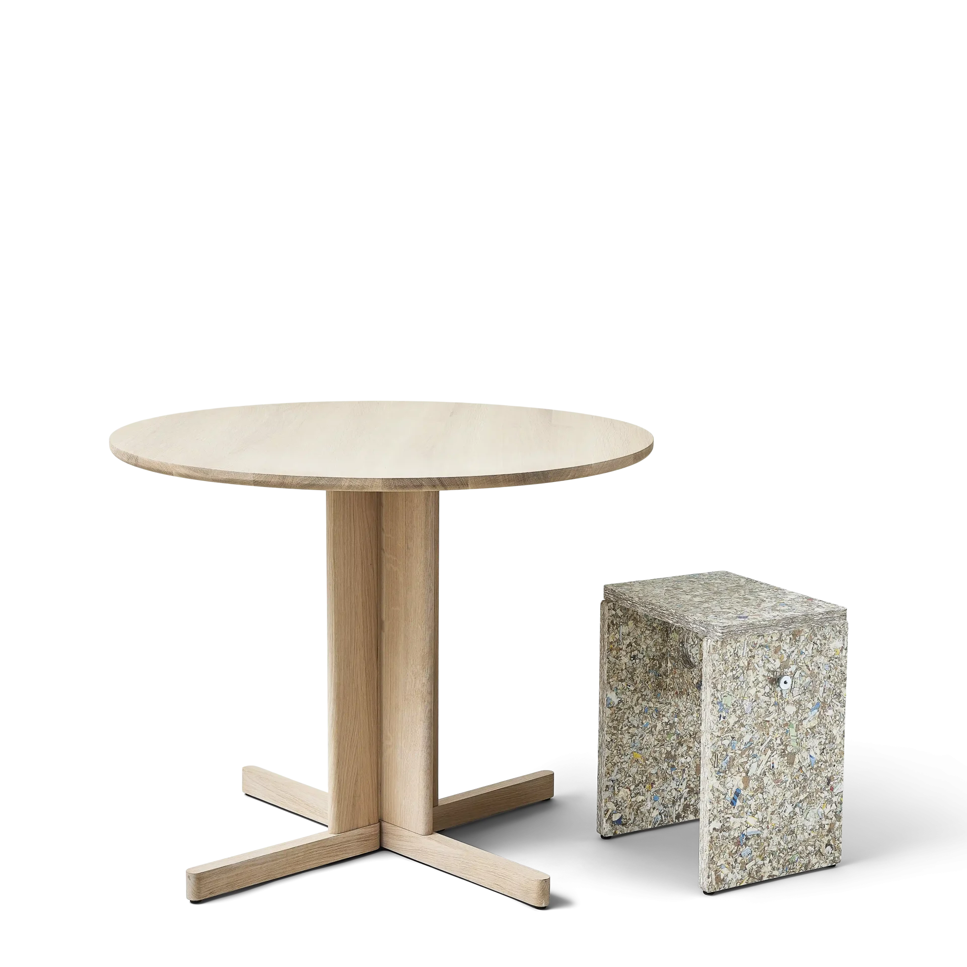 Trefoil Round Table Ø90