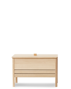 ม้านั่งเก็บของไม้โอ๊ค Form & Refine รุ่น A Line Storage Bench 68 พร้อมฝาเปิดหูจับหนัง ขาเฉือนองศาให้ลุคโปร่ง มีทั้ง Oak และ White Oak