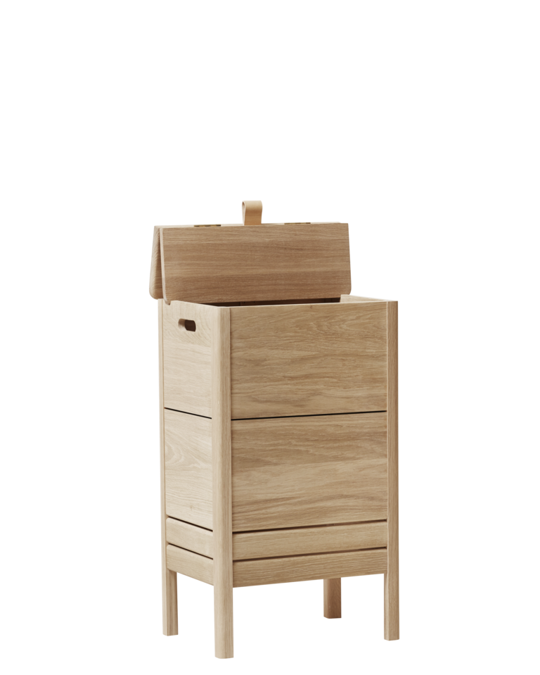 กล่องผ้าไม้โอ๊ค Form & Refine รุ่น A Line Laundry Box ทรงสูง มีร่องระบายอากาศสองเส้น ฝาเปิดด้วยหูจับหนัง ดีไซน์โปร่งและแข็งแรง มีทั้งสี Oak และ White Oak