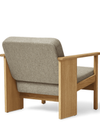 เก้าอี้ Block Lounge Chair จาก Form & Refine โครงไม้โอ๊คเต็มชิ้น เบาะบุผ้า Hallingdal 65 งานเย็บโชว์ตะเข็บ ดีไซน์กะทัดรัดแต่นั่งสบาย เหมาะกับพื้นที่เล็กและห้องนั่งเล่น