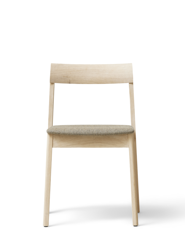 Form & Refine Blueprint Chair เก้าอี้ไม้โอ๊คพนักพิงชิ้นเดียว เบาะโค้งตามสรีระ ดีไซน์เรียบคม ซ้อนเก็บได้ มีทั้งรุ่นไม้และรุ่นหุ้มผ้า Hallingdal