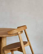 Form & Refine Lunar Chair เก้าอี้ไม้โอ๊คพนักพิงโค้งชิ้นเดียว โครง X-shape เบานั่งสบาย มีทั้งรุ่นไม้และรุ่นหุ้มผ้า Hallingdal ดีไซน์นอร์ดิกร่วมสมัย