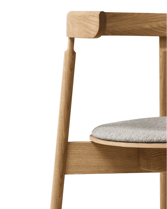 Form & Refine Lunar Chair เก้าอี้ไม้โอ๊คพนักพิงโค้งชิ้นเดียว โครง X-shape เบานั่งสบาย มีทั้งรุ่นไม้และรุ่นหุ้มผ้า Hallingdal ดีไซน์นอร์ดิกร่วมสมัย