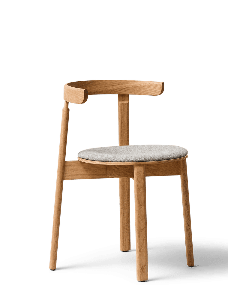 Form & Refine Lunar Chair เก้าอี้ไม้โอ๊คพนักพิงโค้งชิ้นเดียว โครง X-shape เบานั่งสบาย มีทั้งรุ่นไม้และรุ่นหุ้มผ้า Hallingdal ดีไซน์นอร์ดิกร่วมสมัย