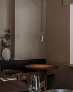 Form & Refine Lunar Chair เก้าอี้ไม้โอ๊คพนักพิงโค้งชิ้นเดียว โครง X-shape เบานั่งสบาย มีทั้งรุ่นไม้และรุ่นหุ้มผ้า Hallingdal ดีไซน์นอร์ดิกร่วมสมัย