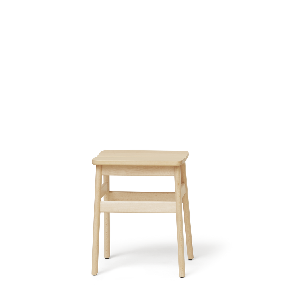 Angle Stool 45 สตูลไม้ดีไซน์มินิมอลที่นั่งเอียงเล็กน้อยเพื่อความสบาย ออกแบบโดย Jonas Herman