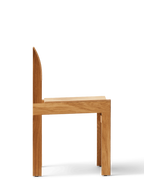 เก้าอี้ Sonder Chair จาก Form & Refine เก้าอี้ไม้โอ๊คดีไซน์นอร์ดิก พนักพิงโค้งยาว นั่งสบาย มีทั้งรุ่นเบาะไม้และรุ่นหุ้มผ้า Hallingdal