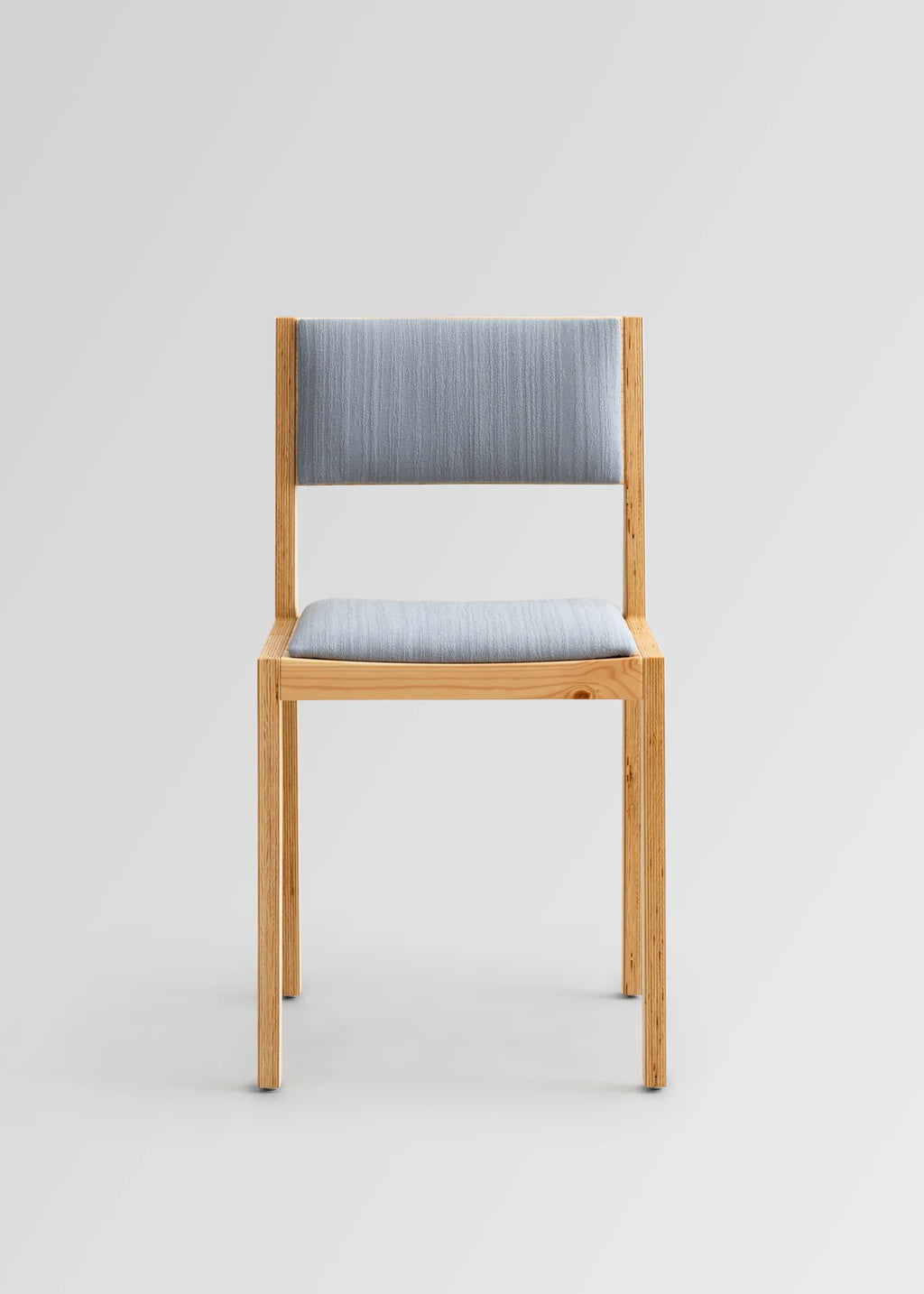Vaarnii 016 Maasto Dining Chair Upholstered เก้าอี้ไม้ pine พร้อมเบาะรองนั่ง