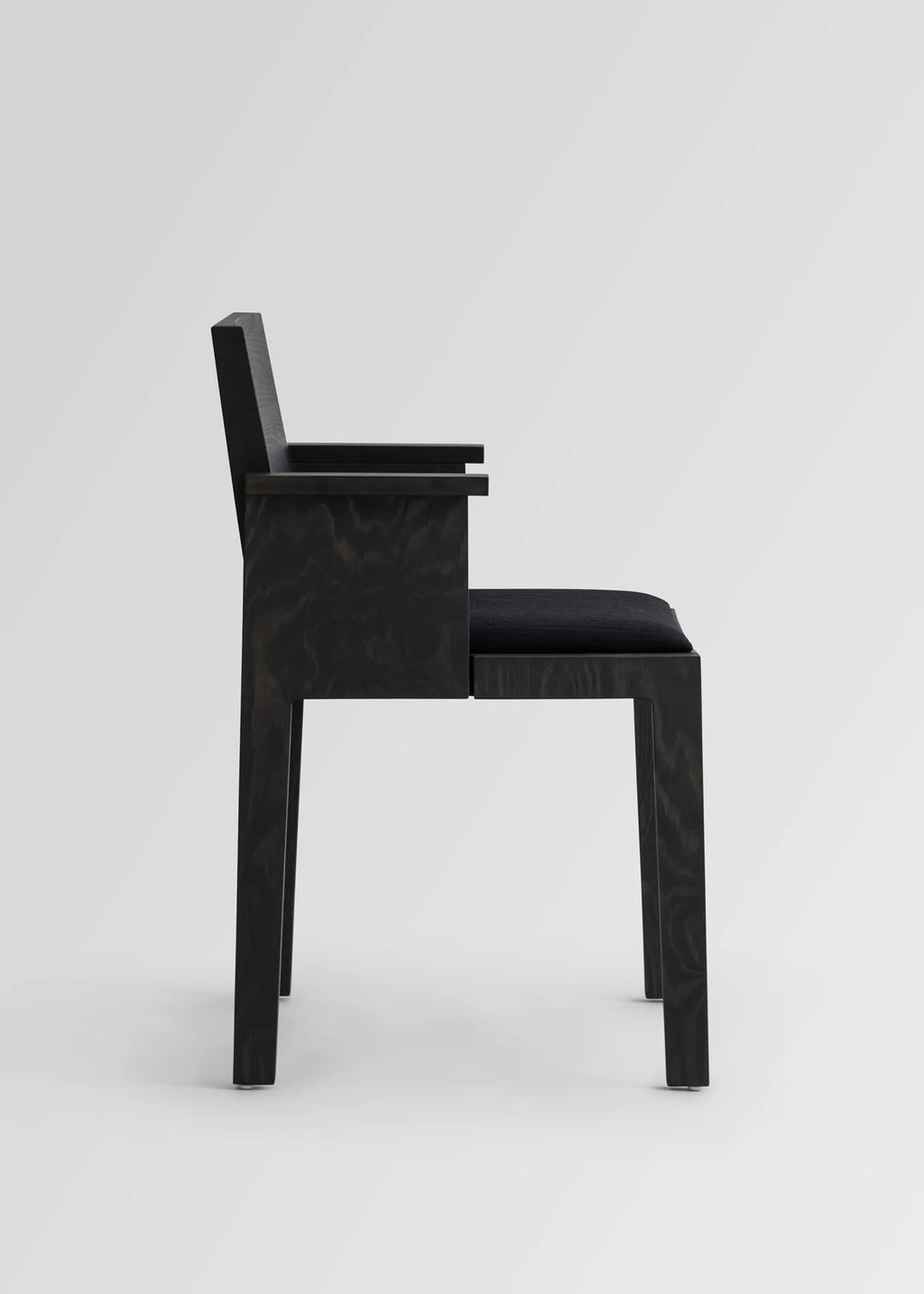 Vaarnii 016 Maasto Dining Armchair Upholstered Black เก้าอี้ไม้ pine สีดำ มีที่วางแขนและเบาะ