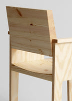 Vaarnii 016 Maasto Dining Armchair เก้าอี้ไม้ pine มีที่วางแขน โครงสร้างเรียบง่าย