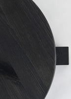 Vaarnii 001 Stool Black สตูลไม้ pine สีดำ แสดงลายไม้ธรรมชาติ