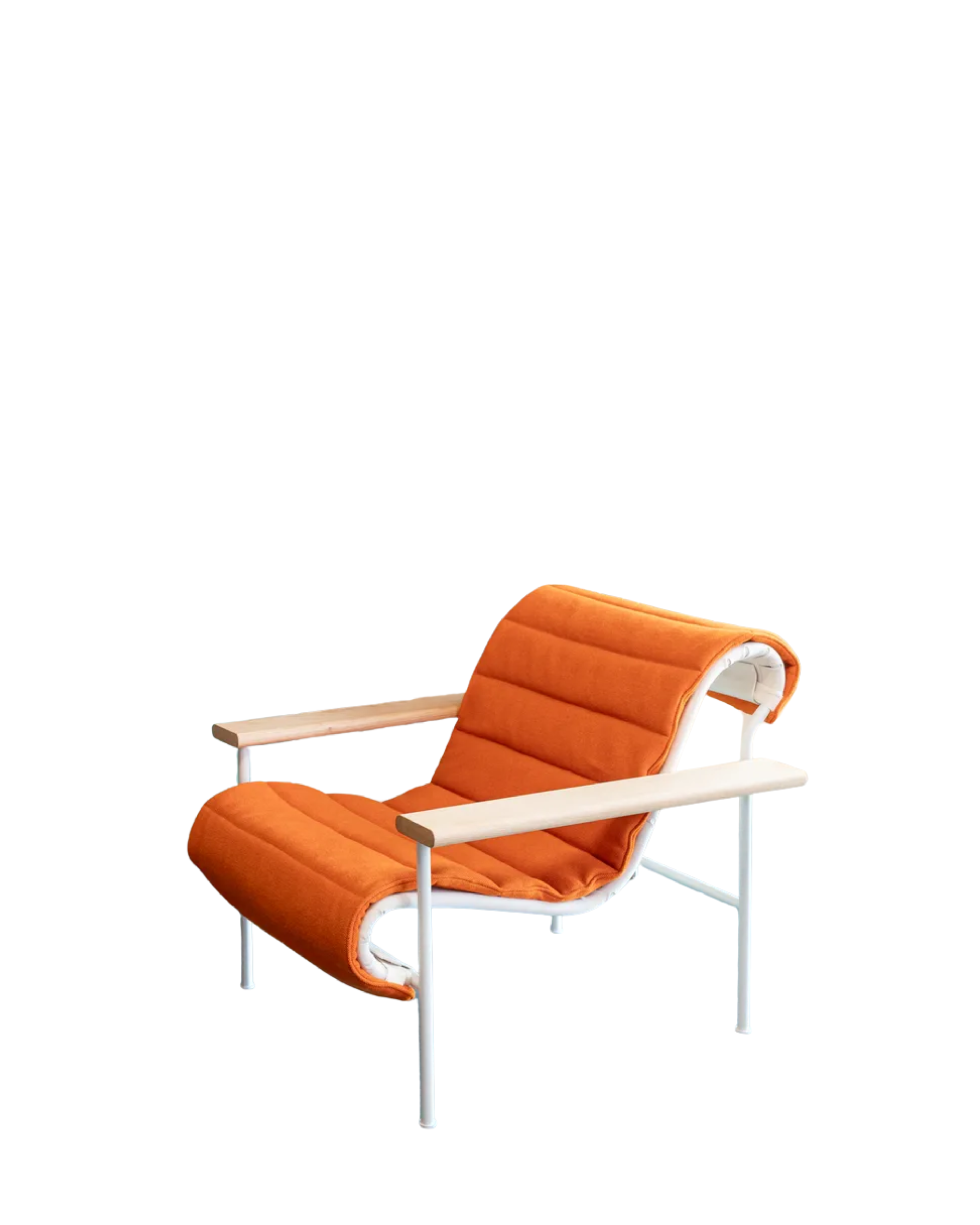 Very Good & Proper Genie เก้าอี้ lounge โครงเหล็ก ที่วางแขนไม้ oak และที่นั่ง sling ผ้า denim ออกแบบโดย Mentsen