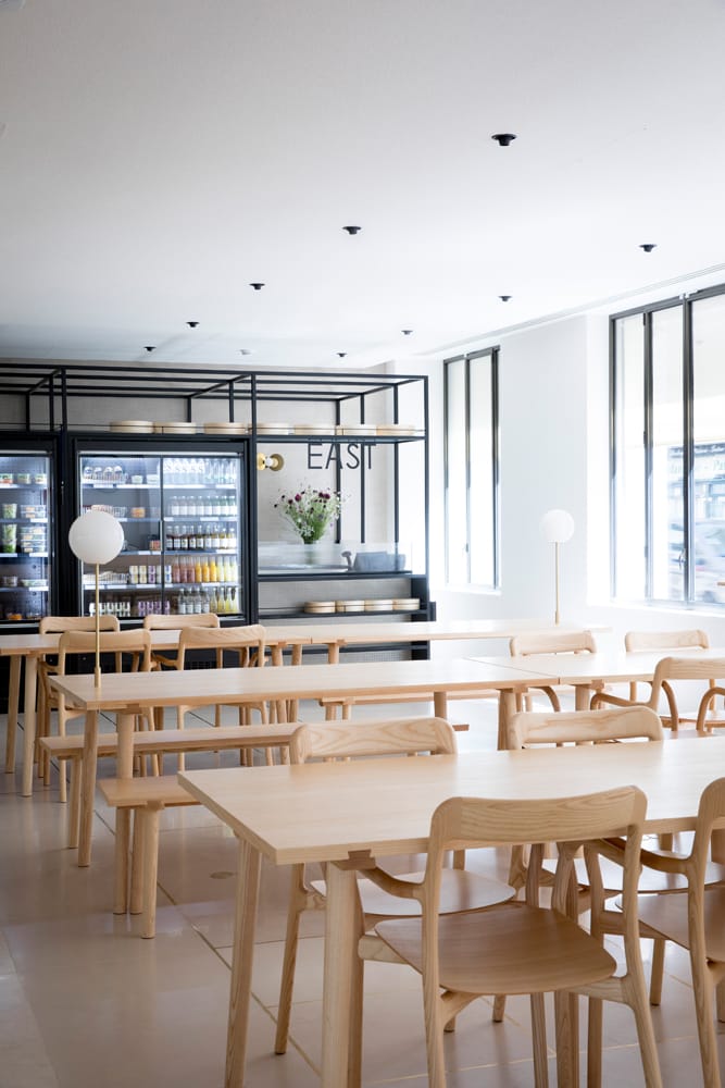 Mattiazzi MC2 BRANCA Chair เก้าอี้ไม้ ash ดีไซน์ organic ออกแบบโดย Sam Hecht & Kim Colin