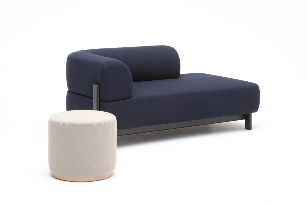Karimoku New Standard Elephant Pouf Lounge สตูลเบาะเตี้ยฐานไม้เกาลัด ออกแบบโดย Christian Haas