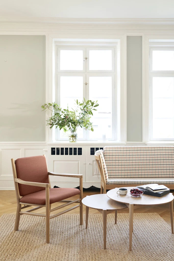 FDB Møbler J147 Lounge Chair เก้าอี้พักผ่อนไม้ oak ออกแบบโดย Erik Ole Jørgensen