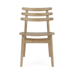 J48 Chair โดย Poul M. Volther (1951) จาก FDB Møbler ดีไซน์เรียบง่ายตามแนวฟังก์ชันนัลลิสม์เดนมาร์ก โครงไม้โอ๊คแข็งแรง พนักพิงโค้งเอกลักษณ์ รองรับสรีระได้ดี เหมาะใช้เป็นเก้าอี้ทานอาหารหรืออเนกประสงค์ภายในบ้าน