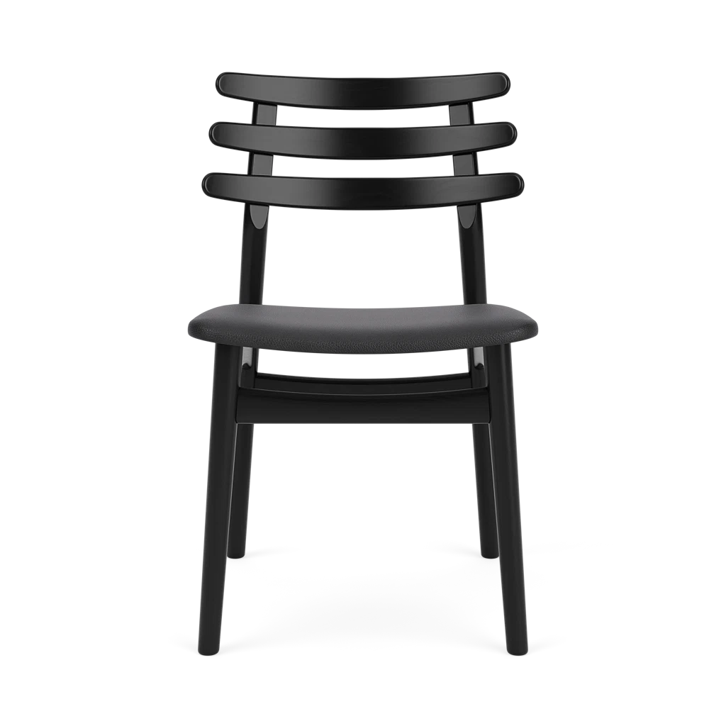 J48 Chair โดย Poul M. Volther (1951) จาก FDB Møbler ดีไซน์เรียบง่ายตามแนวฟังก์ชันนัลลิสม์เดนมาร์ก โครงไม้โอ๊คแข็งแรง พนักพิงโค้งเอกลักษณ์ รองรับสรีระได้ดี เหมาะใช้เป็นเก้าอี้ทานอาหารหรืออเนกประสงค์ภายในบ้าน
