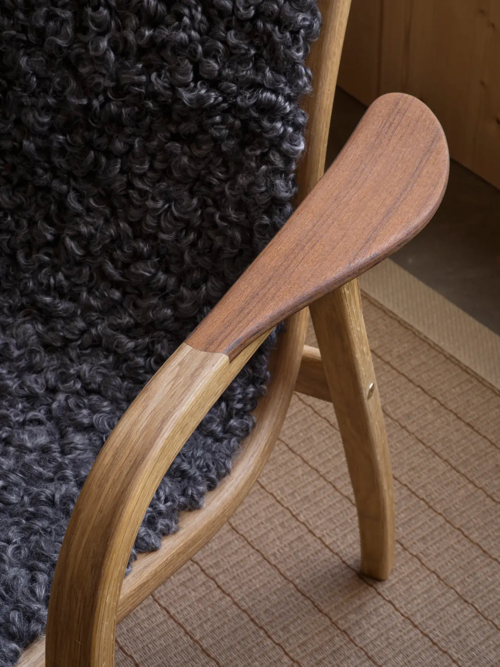 Lamino Easy Chair