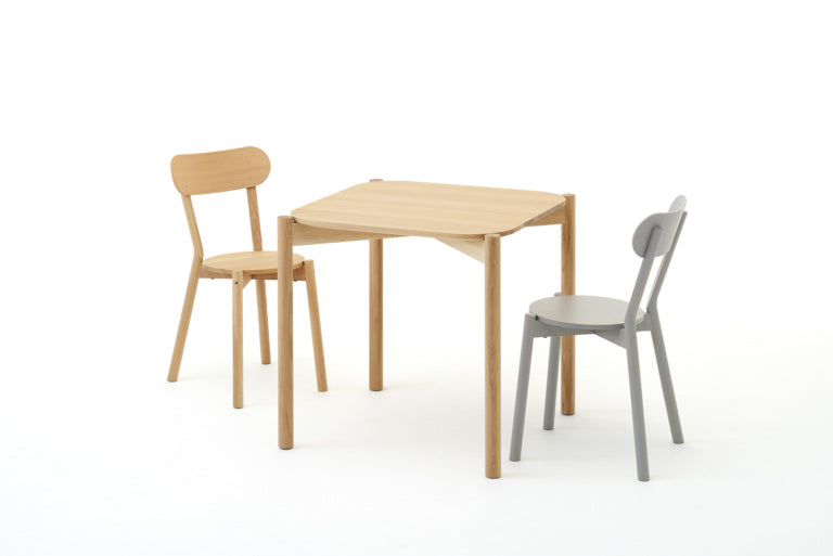 Karimoku New Standard Castor Table 75 โต๊ะไม้โอ๊คทรงสี่เหลี่ยมดีไซน์เรียบ