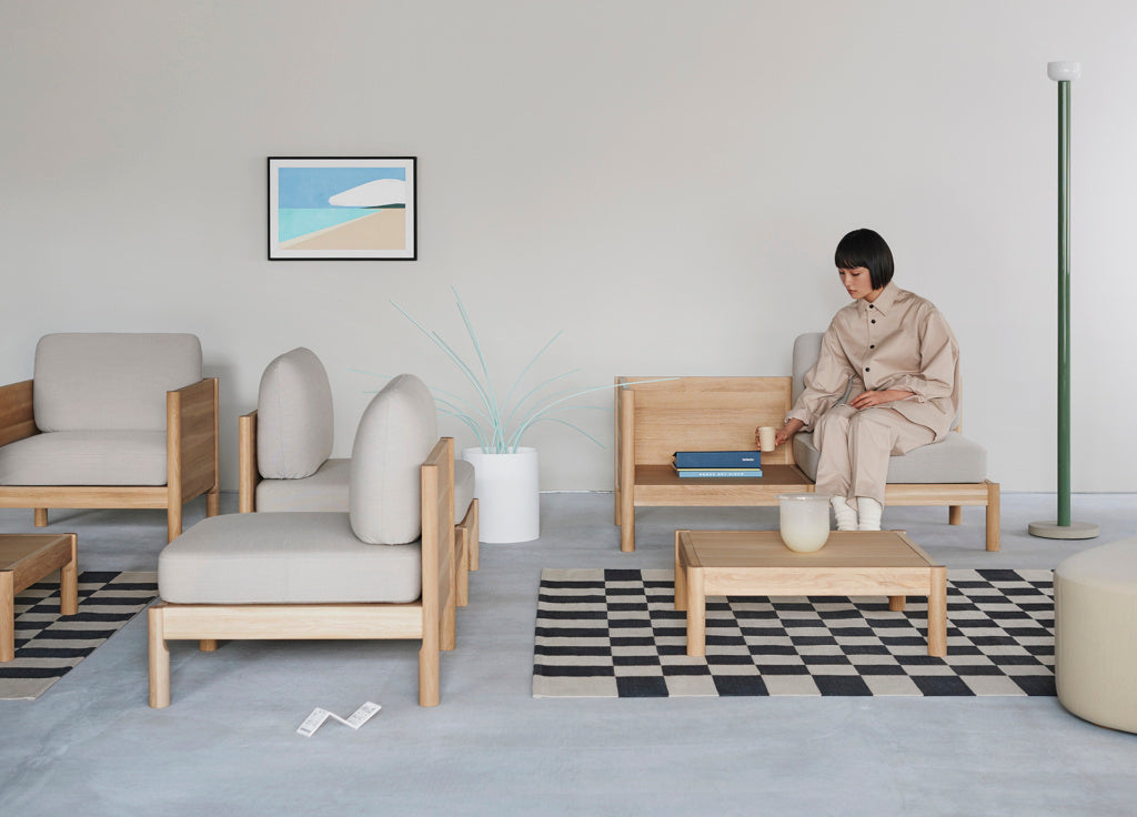 Karimoku New Standard Castor Lobby Sofa System ระบบโซฟาโมดูลาร์สำหรับพื้นที่สาธารณะ โครงไม้โอ๊คญี่ปุ่น ออกแบบโดย BIG-GAME