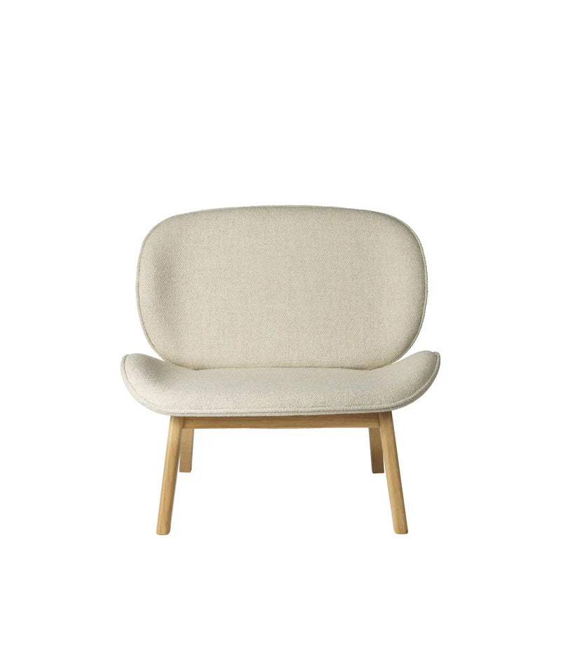FDB Møbler L32 Suru Lounge Chair เก้าอี้เลานจ์ไม้โอ๊คพร้อมเบาะผ้าดีไซน์ผสมผสานญี่ปุ่นและสแกนดิเนเวียน ออกแบบโดย Carina Maria Mølgaard Nielsen