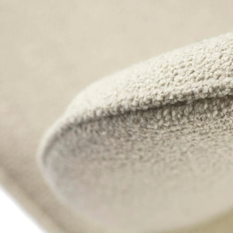 FDB Møbler L32 Suru Lounge Chair เก้าอี้เลานจ์ไม้โอ๊คพร้อมเบาะผ้าดีไซน์ผสมผสานญี่ปุ่นและสแกนดิเนเวียน ออกแบบโดย Carina Maria Mølgaard Nielsen