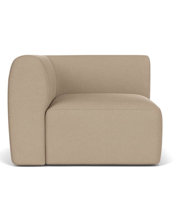 FDB Møbler โซฟาโมดูลาร์ L47 Korinth โดย Krøyer & Sætter-Lassen ดีไซน์โค้งมนสไตล์สแกนดิเนเวียน ประกอบด้วยมุมซ้าย มอดูลกลาง มุมขวา พัฟ และหมอนทรงกระบอก พร้อมตัวเลือกผ้า 17 แบบ