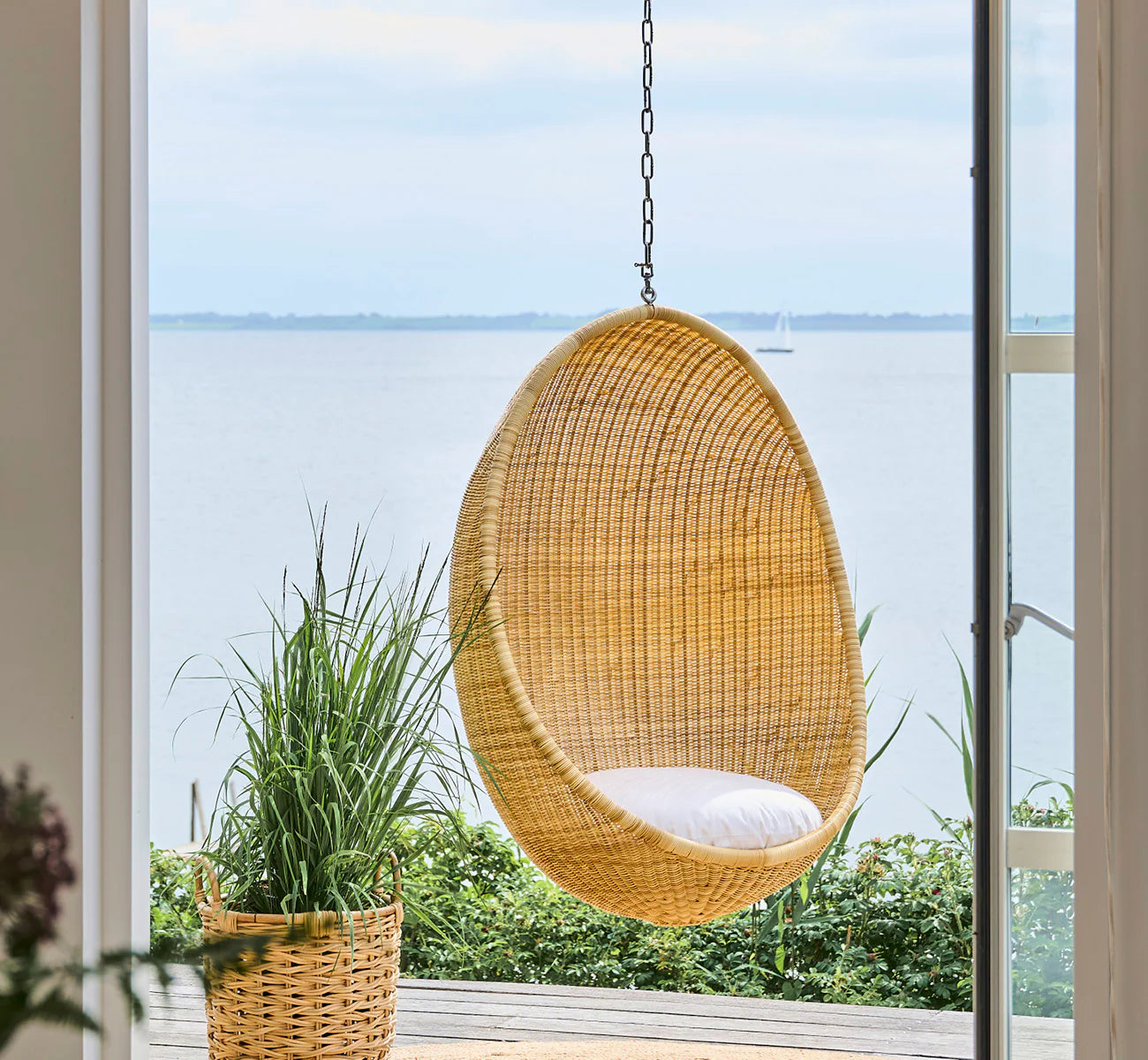 Hanging Egg Chair