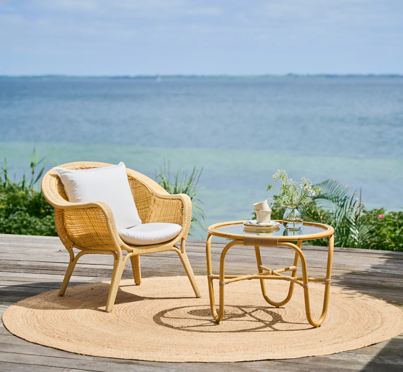 Madame Lounge Chair
