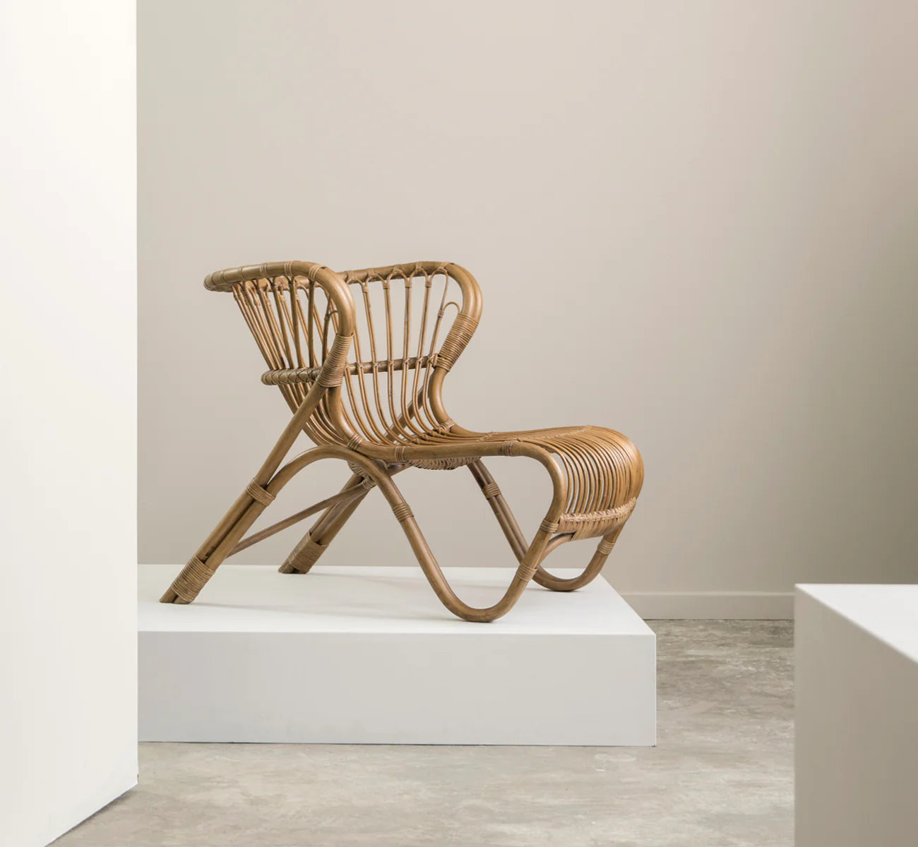Sika Design Fox Lounge Chair เก้าอี้พักผ่อนหวาย พร้อมเบาะ
