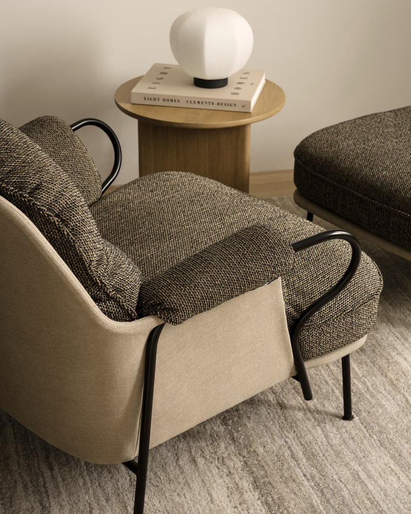 Lyra Lounge Chair