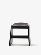 Mattiazzi MC19 FRONDA Stool สตูลโครงไม้ pine พร้อม shelf ใต้ที่นั่งและ steel seat สำหรับพื้นที่ภายในร่วมสมัย