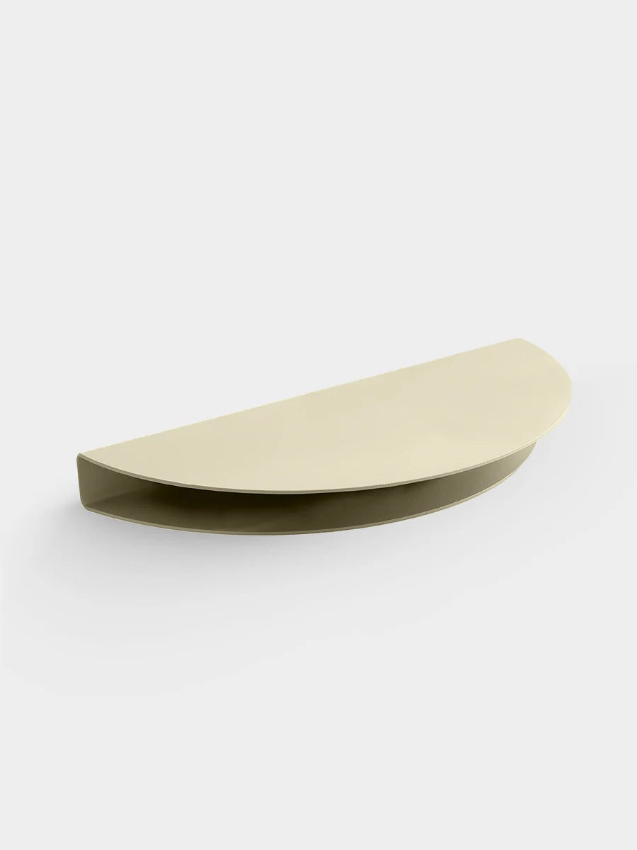 MOEBE Half Moon Shelf ชั้นวางติดผนังเหล็กทรงครึ่งวงกลม ออกแบบโดย MOEBE