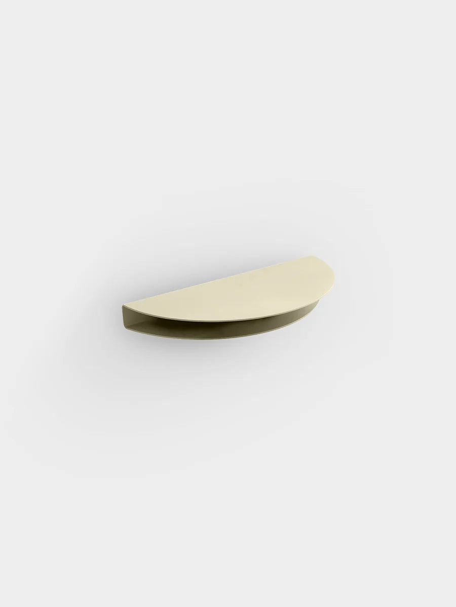 MOEBE Half Moon Shelf ชั้นวางติดผนังเหล็กทรงครึ่งวงกลม ออกแบบโดย MOEBE