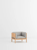 MOEBE Lounge Chair