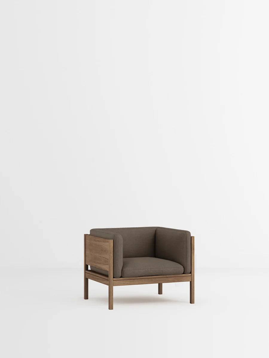 MOEBE Lounge Chair