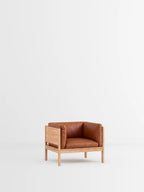MOEBE Lounge Chair