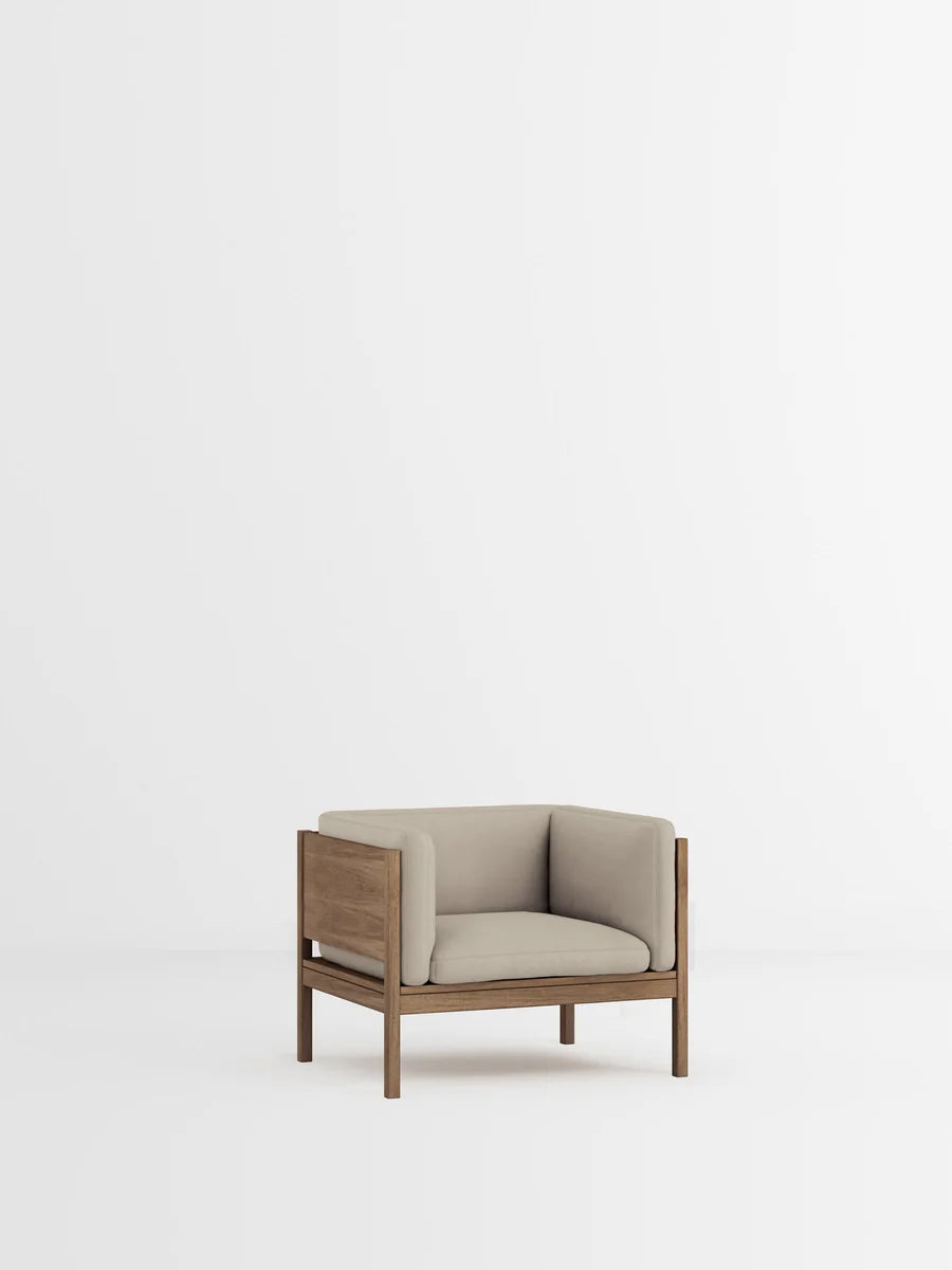 MOEBE Lounge Chair