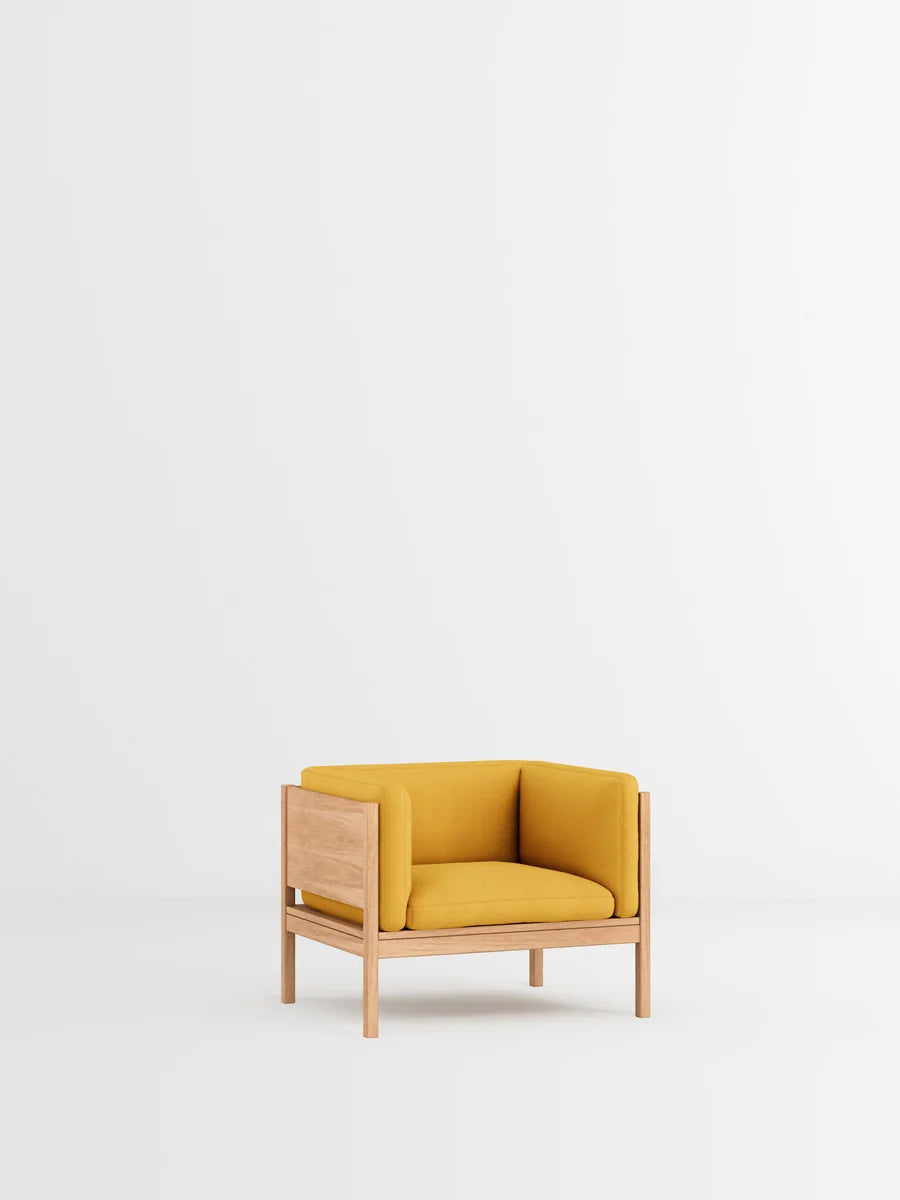 MOEBE Lounge Chair
