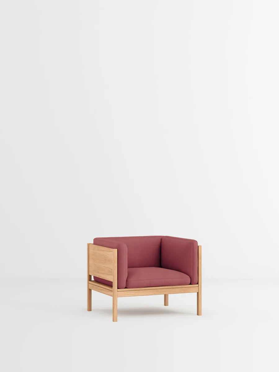MOEBE Lounge Chair