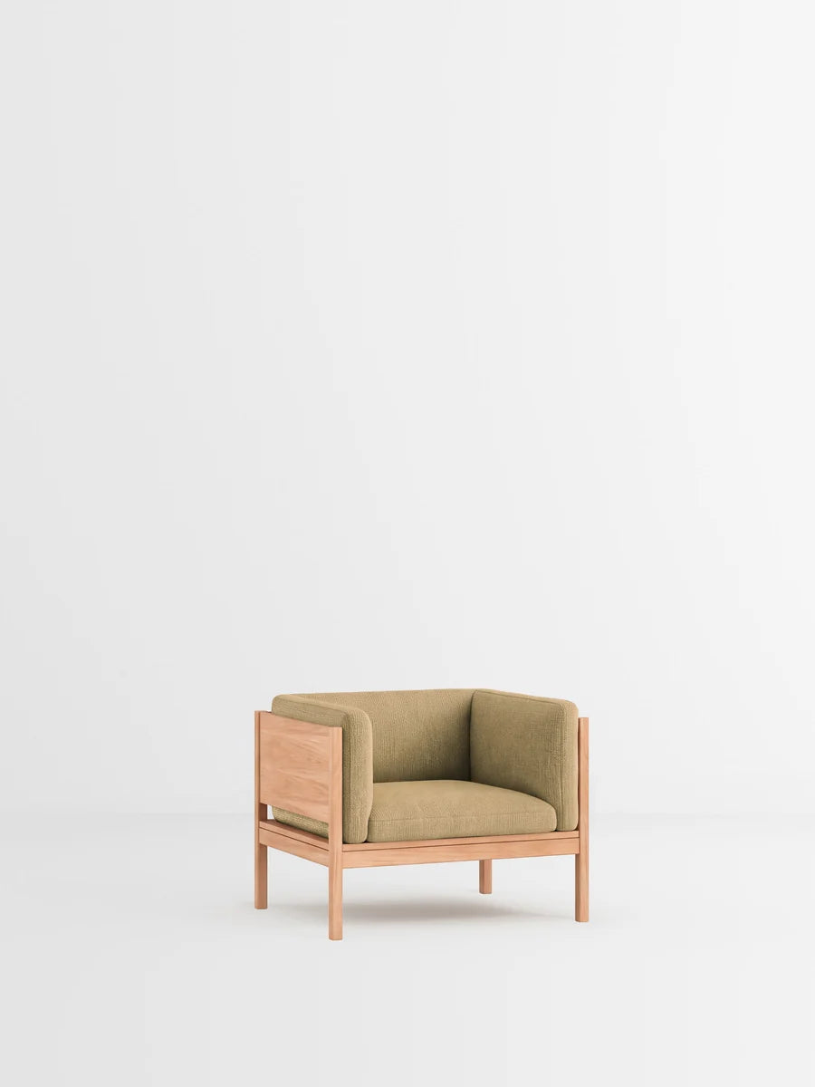 MOEBE Lounge Chair