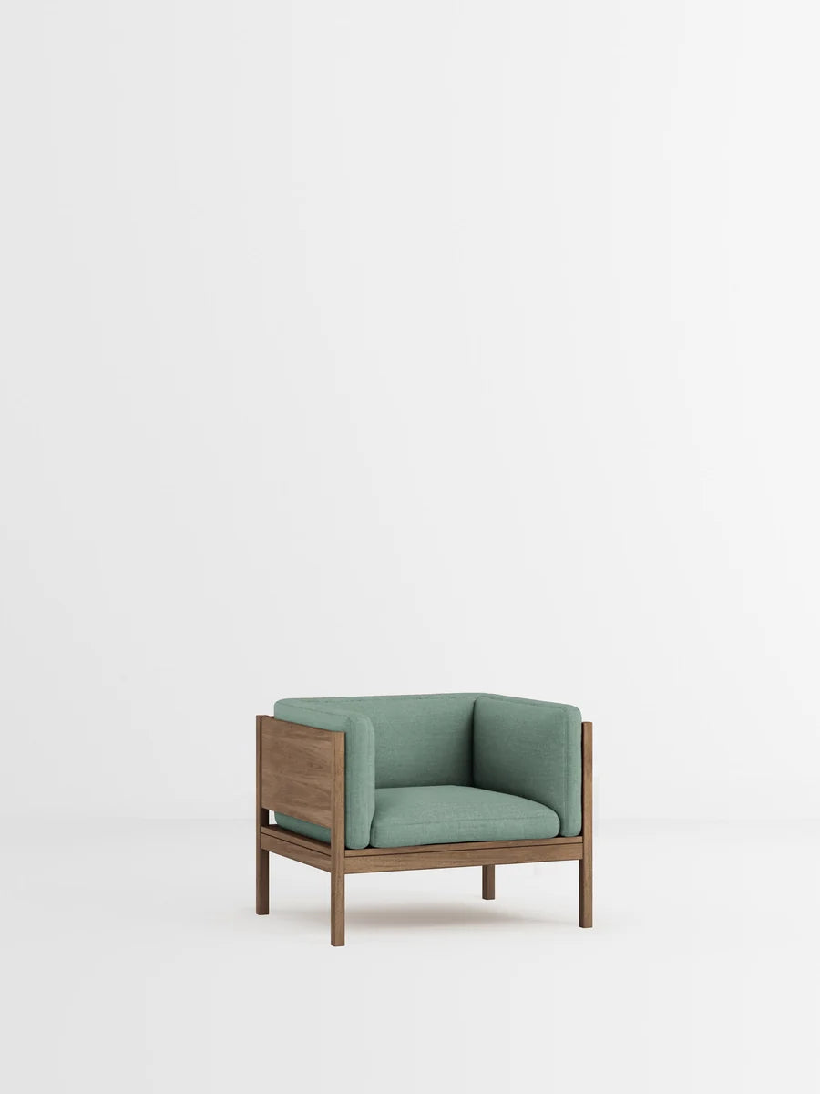 MOEBE Lounge Chair